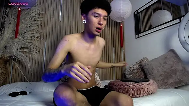 Snapshot of David_Banks_ chatting on 03/28/26, 02:38 David Banks online show from 03/28/26, 02:38