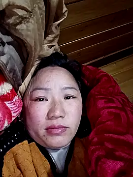 Snapshot of quynhbupbe11 chatting on 02/02/26, 12:37 quynhbupbe11 online show from 02/02/26, 12:37