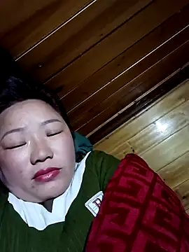 Snapshot of quynhbupbe11 chatting on 02/11/26, 01:16 quynhbupbe11 online show from 02/11/26, 01:16