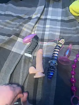 Snapshot of arcticman103 chatting on 02/25/26, 07:34 arcticman103 online show from 02/25/26, 07:34