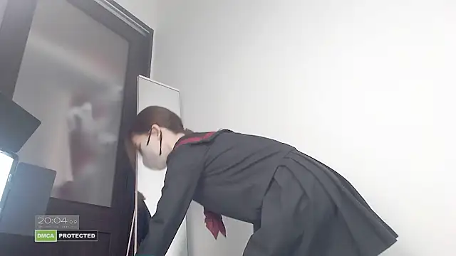 Snapshot of Piko_crystal chatting on 03/25/26, 11:05 Piko crystal online show from 03/25/26, 11:05