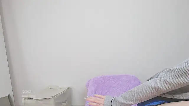 Snapshot of Piko_crystal chatting on 04/25/26, 02:14 Piko crystal online show from 04/25/26, 02:14