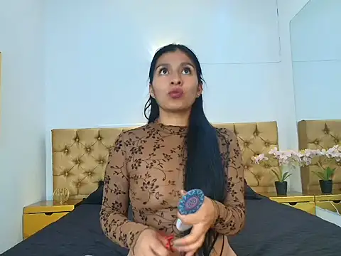 Snapshot of Melannyy__ chatting on 03/15/26, 12:55 Melannyy online show from 03/15/26, 12:55