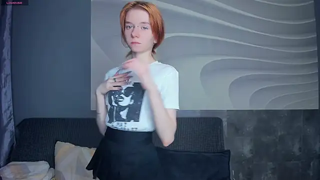 TarynPalek online show from 04/25/26, 07:11
