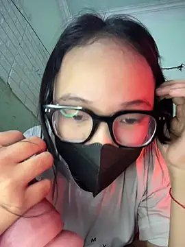 Snapshot of Leeeiuu chatting on 02/08/26, 03:26 Leeeiuu online show from 02/08/26, 03:26