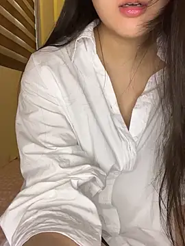 Luna Nhii05 online show from 02/06/26, 01:54