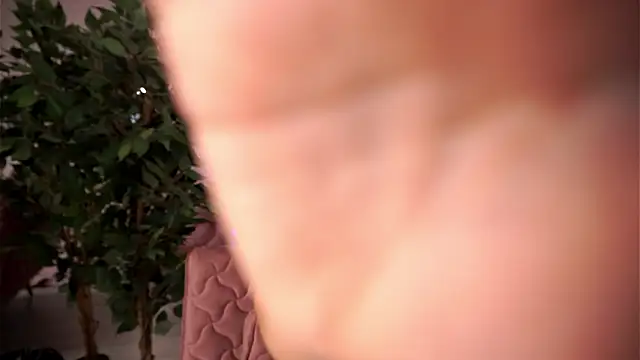 Josie Angel online show from 02/11/26, 07:41