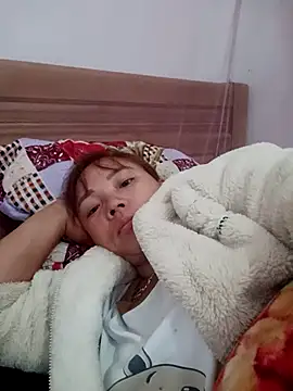 Snapshot of neyney110 chatting on 02/20/26, 02:17 neyney110 online show from 02/20/26, 02:17