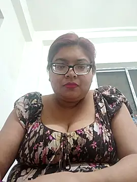 Snapshot of Elie_Hallway chatting on 02/04/26, 06:47 Elie Hallway online show from 02/04/26, 06:47