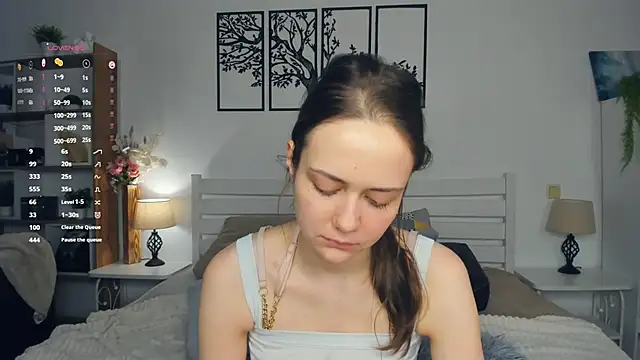 MalvinaTrafford online show from 02/23/26, 08:17