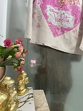 Snapshot of Manu_Manu05 chatting on 04/20/26, 02:31 Manu Manu05 online show from 04/20/26, 02:31