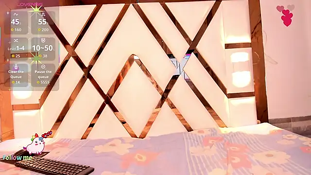 Snapshot of emii_brown chatting on 03/14/26, 01:55 emii brown online show from 03/14/26, 01:55