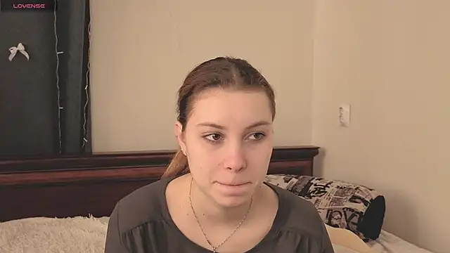 JadwigaTagliavia online show from 03/27/26, 09:10