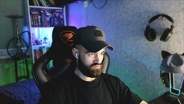  Mostly  online show from 04/15/26, 07:58