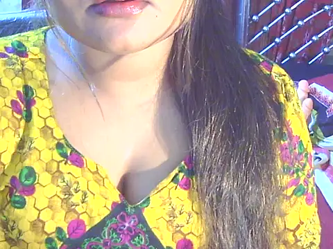Snapshot of Nusrat_Faria chatting on 05/07/26, 12:54 Nusrat Faria online show from 05/07/26, 12:54