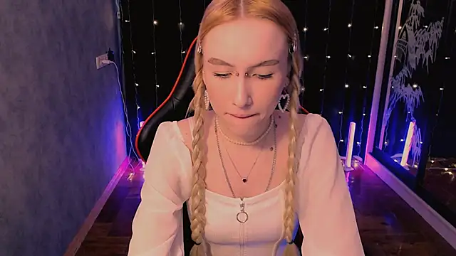 crybambi online show from 03/18/26, 07:33