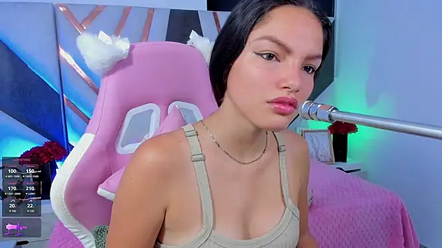 Snapshot of isa_kolins chatting on 03/05/26, 09:49 isa kolins online show from 03/05/26, 09:49