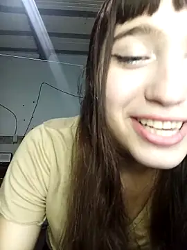 dieciochoyundia online show from 04/01/26, 03:51
