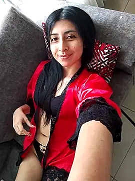 EmmaWilliamss4 online show from 04/18/26, 12:31