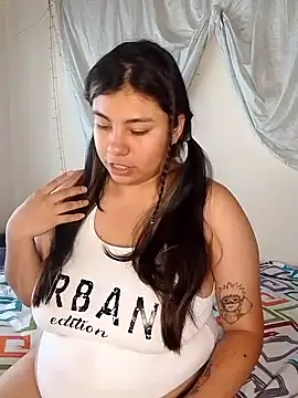 Snapshot of SakuraDoll7u7 chatting on 03/15/26, 09:32 SakuraDoll7u7 online show from 03/15/26, 09:32