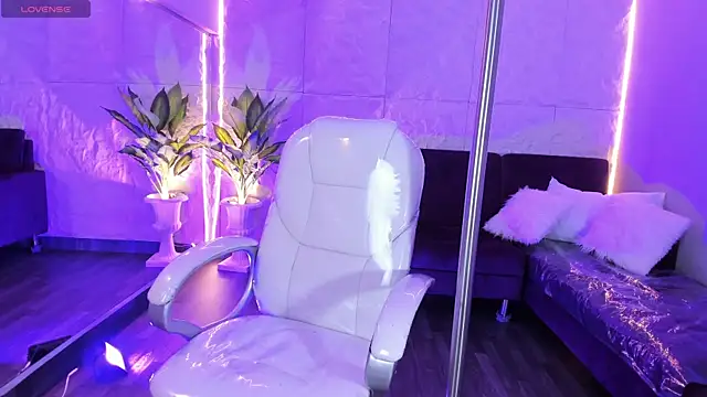 Ravenn21x online show from 02/07/26, 12:09