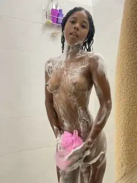 Snapshot of LIA_PARKERR chatting on 04/09/26, 11:54 LIA PARKERR online show from 04/09/26, 11:54