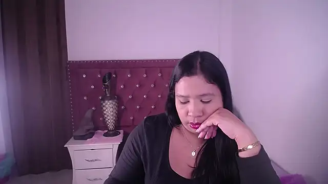 miafuegolatino online show from 07/11/26, 01:30