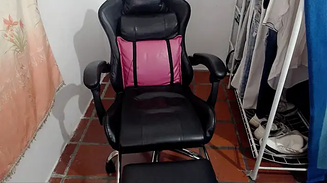 BOY 0914 online show from 02/27/26, 05:18