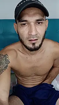 Snapshot of junior_men22 chatting on 04/13/26, 01:05 junior men22 online show from 04/13/26, 01:05