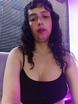 Snapshot of Eva_Err chatting on 04/01/26, 10:18 Eva Err online show from 04/01/26, 10:18