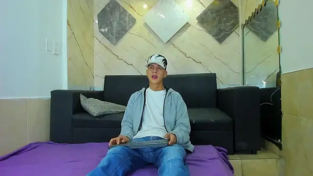 Dominic 26 online show from 02/27/26, 04:34