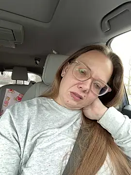 lickablelynn87 online show from 02/24/26, 03:21