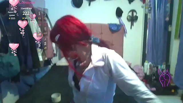 Snapshot of suky_pou chatting on 03/14/26, 01:34 suky pou online show from 03/14/26, 01:34