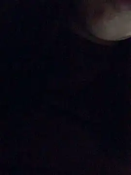 Snapshot of honeyyy110 chatting on 02/07/26, 12:42 honeyyy110 online show from 02/07/26, 12:42