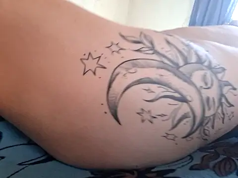 Snapshot of tuhardsexy chatting on 04/05/26, 06:49 tuhardsexy online show from 04/05/26, 06:49