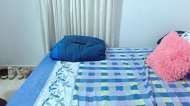 Snapshot of daniela_pra chatting on 02/17/26, 11:22 daniela pra online show from 02/17/26, 11:22