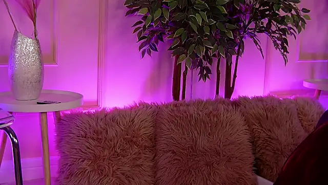 CrystalRedd online show from 02/21/26, 06:03