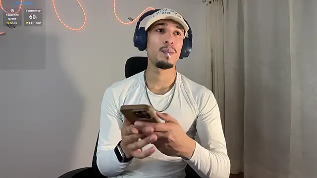 rafael stone11 online show from 02/25/26, 12:20