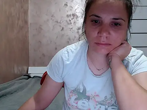 LorraGrey online show from 05/31/26, 07:59