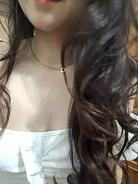 NinaKey online show from 03/22/26, 03:48