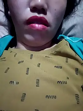 hot-luna- online show from 02/21/26, 09:49