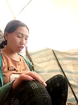 hot-luna- online show from 02/24/26, 01:14