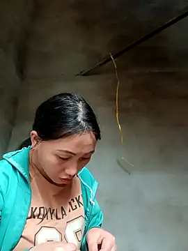 hot-luna- online show from 03/19/26, 07:34