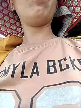 hot-luna- online show from 05/04/26, 08:32