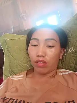 hot-luna- online show from 05/15/26, 11:23