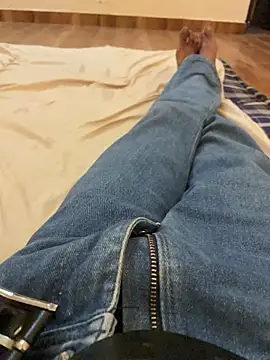 Indian-gentleman teen online show from 04/15/26, 08:09