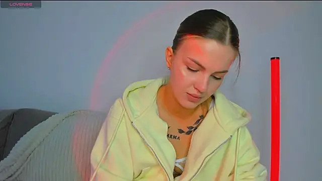 AkylinaGold online show from 05/27/26, 01:57