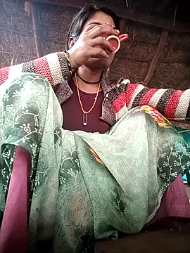 Hotty raghni online show from 02/01/26, 03:49