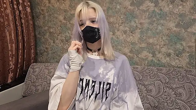 Yunakiss online show from 02/15/26, 07:32