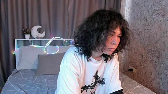 Gentle Flash online show from 06/26/26, 01:04